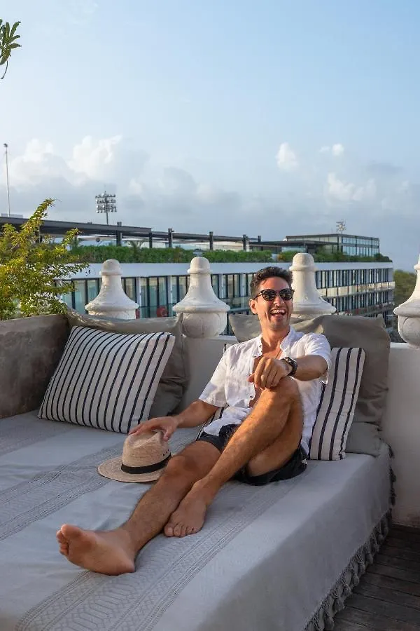 Be Playa Hotel Boutique & Rooftop Bar Playa del Carmen 4*,